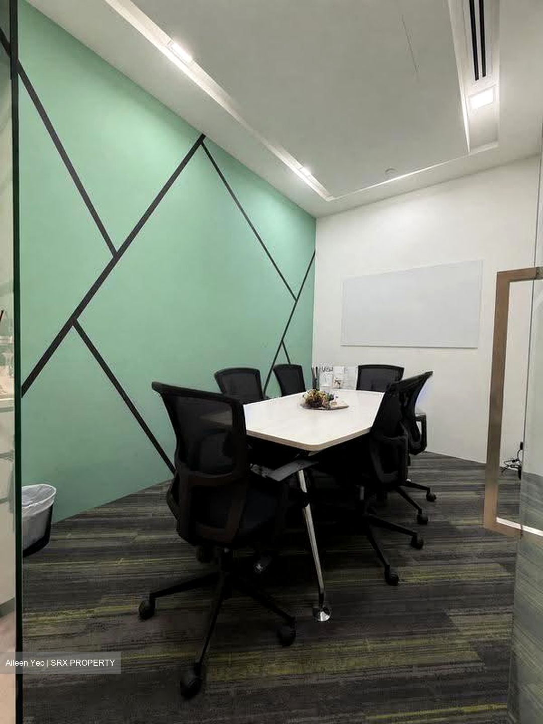 PLUS (D1), Office #622074701